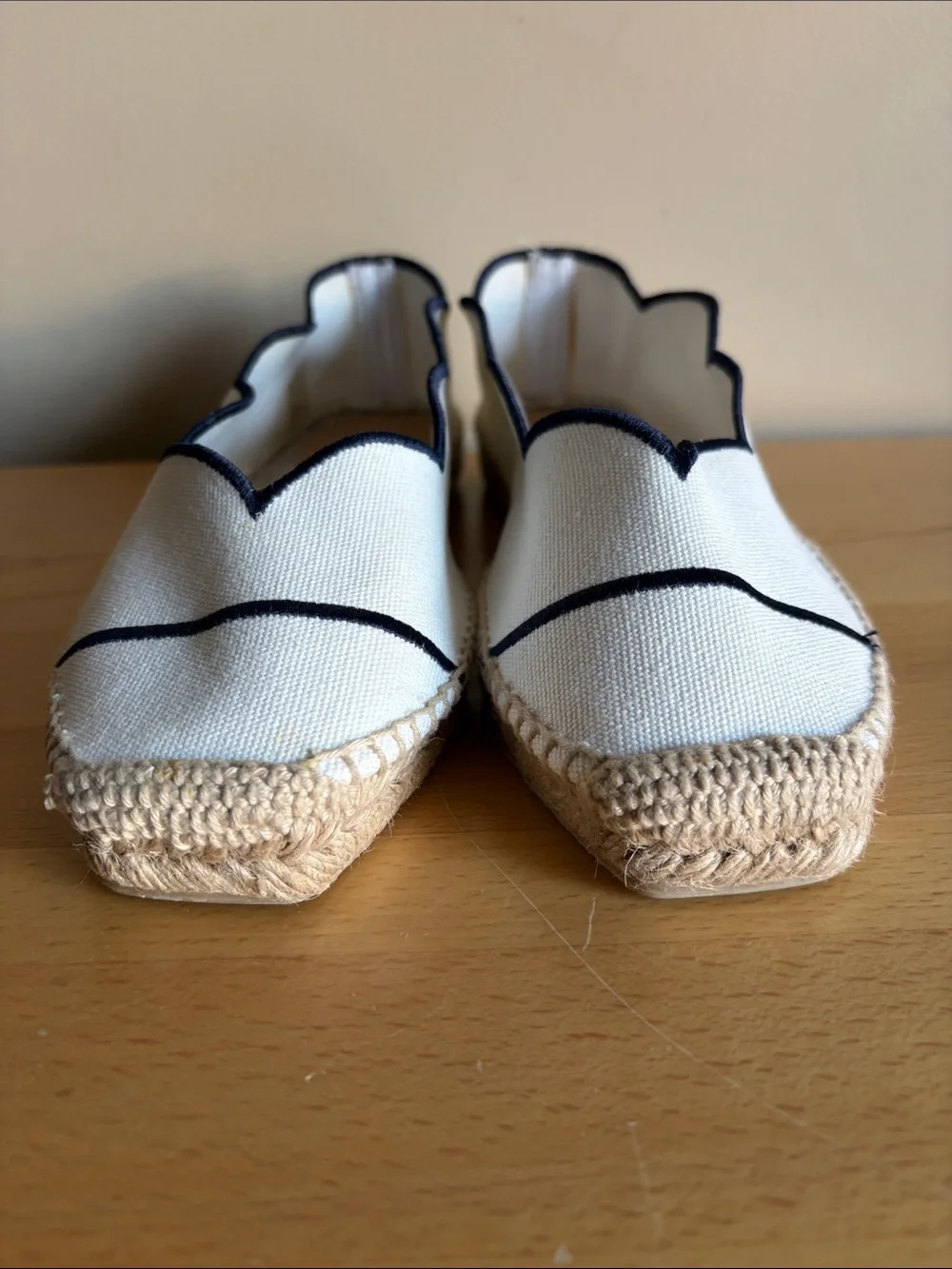 Castaner White Canvas Moccasins with Navy Trim Sz 39
